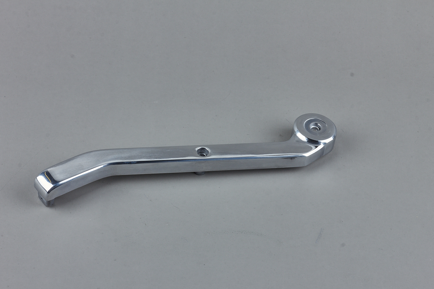 Крепление ручки левое RGM-M81