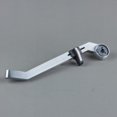 Ручка левая в сборе GM828