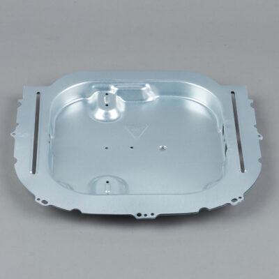 Металлическая крышка нижняя W260