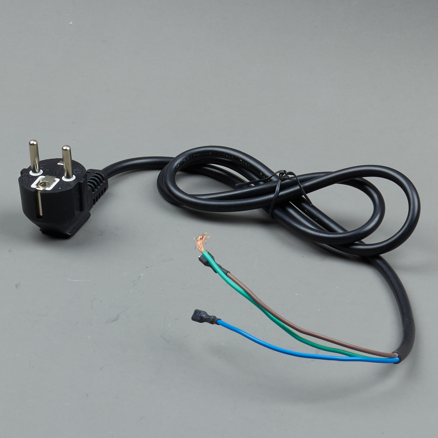Провод сетевой CM1525