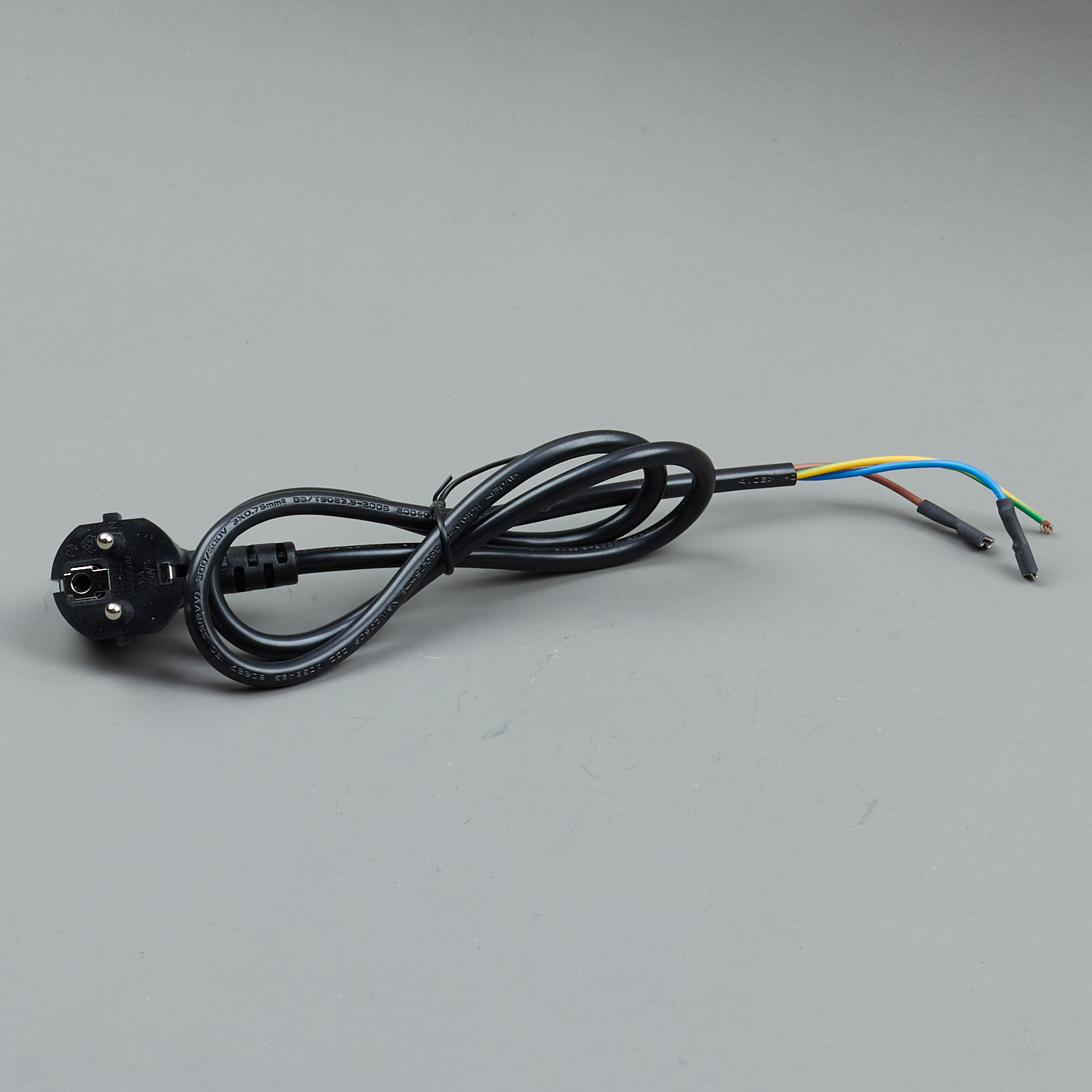 Провод сетевой CM1521