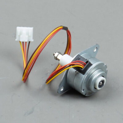 Шаговой двигатель CM1590